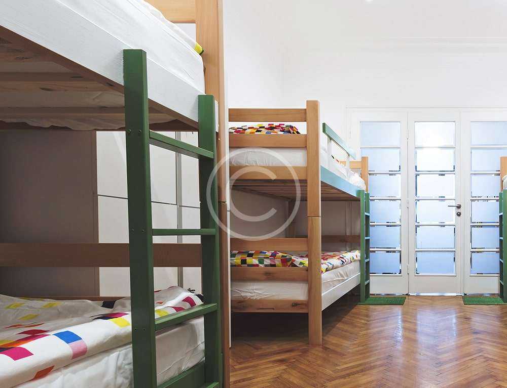 6 Bed Mixed Dorm